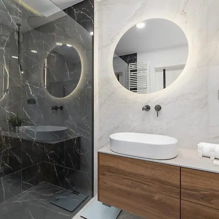 Brynow Dla 4 Osob Z Parkingiem By Renters アパート *