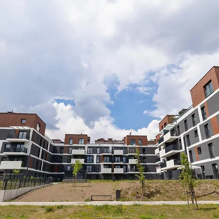 Brynow Dla 4 Osob Z Parkingiem By Renters Katoviçe